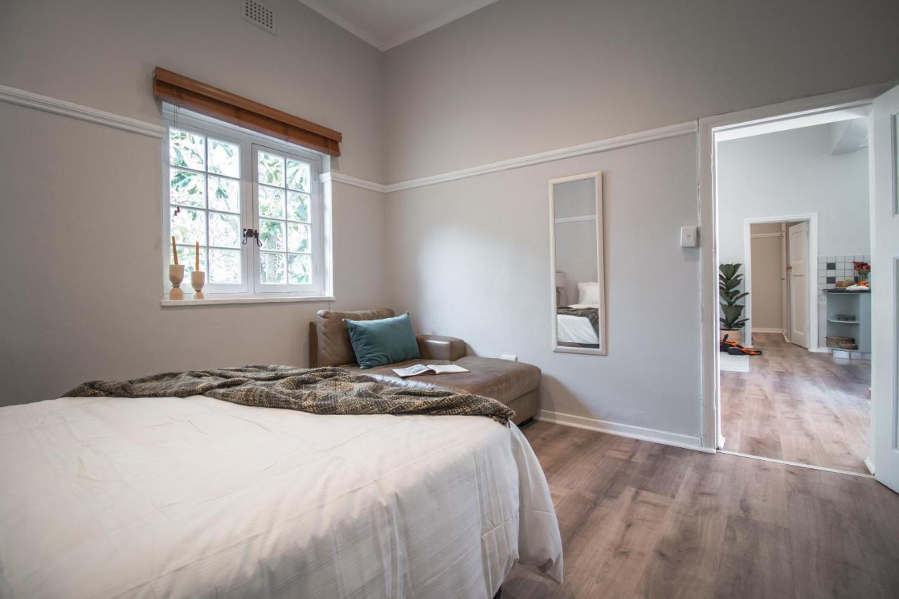 Apartment Victoria Court Two Bedroom Oasis In Trendy Long St Cape Town